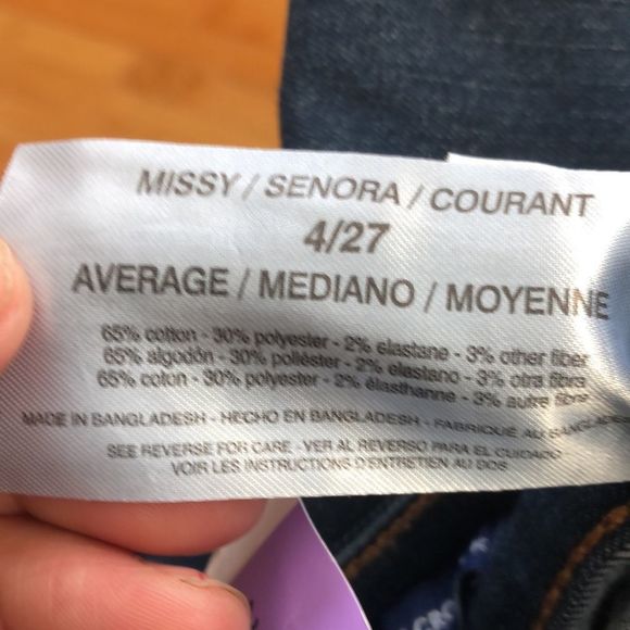 🔴 2 for $25 Chaps - mid rise crop kick size 4 - Picture 5 of 5